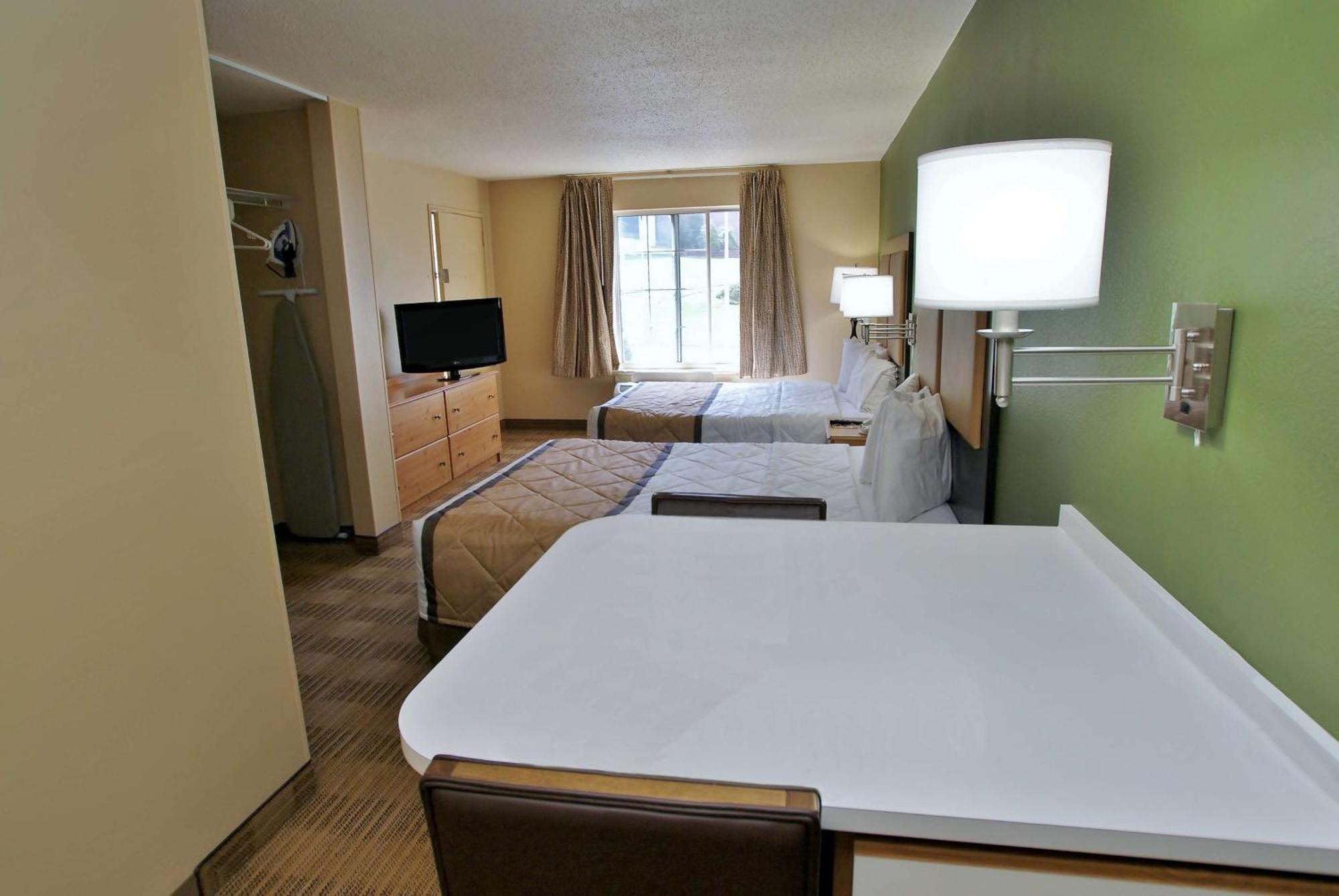 Extended Stay America Select Suites - Durham - University - Ivy Creek Blvd Zewnętrze zdjęcie